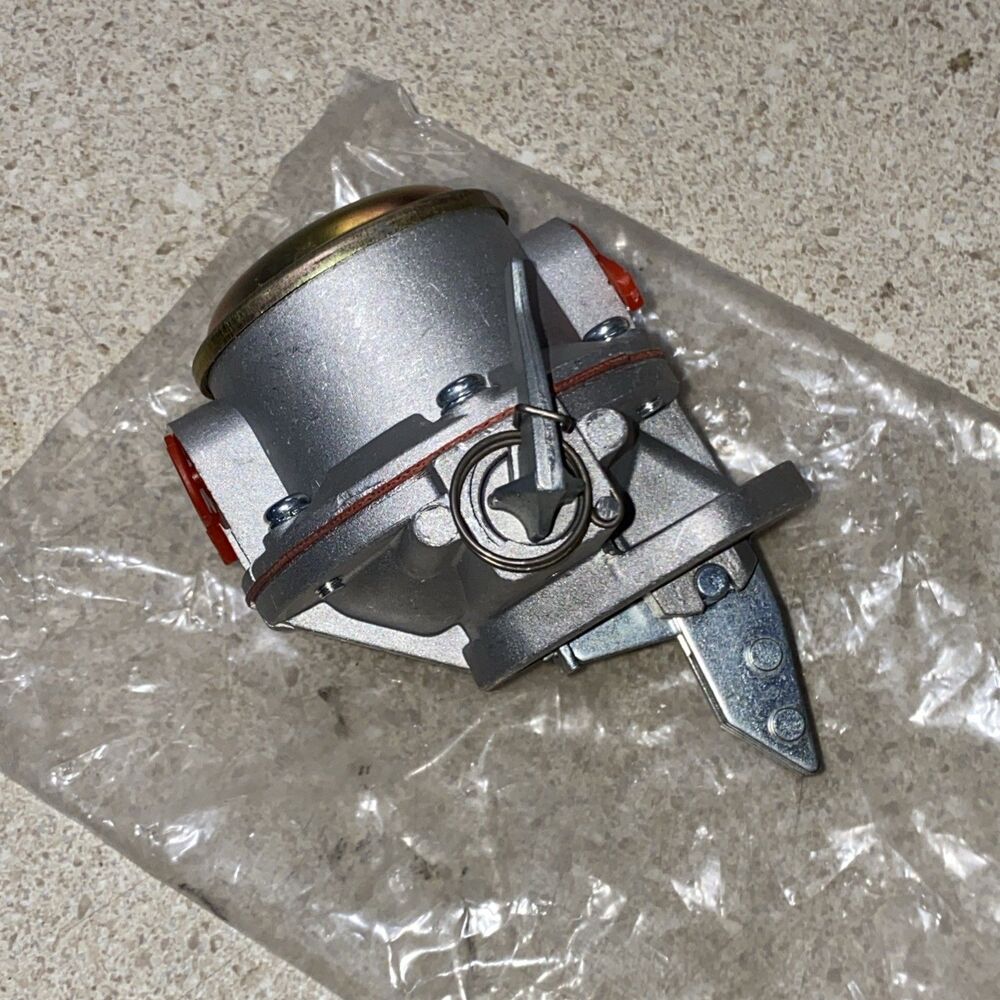 Ford Tractor Fuel Pump D8NN9350AA 3000 3400 3500 5000 5500 5550 5610 650 6500